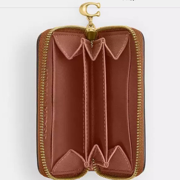 Authentic Coach X Peanuts Small Zip Around Card Case With Newspaper Print - Picture 3 of 3